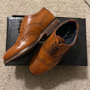 Little boys dress shoes Size 9
